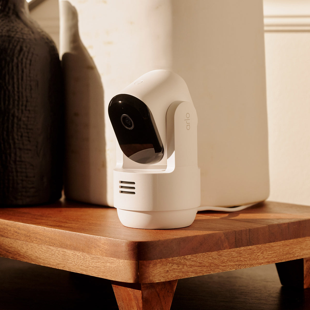 Capture Every Angle with the Arlo Essential 2K Indoor Camera 3-Pack! 🏠📹